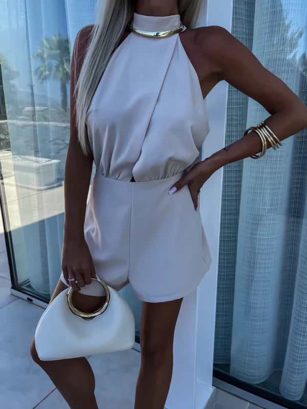 ドルカス | エレガントなショートオールインワン – 大胆で洗練されたスタイル