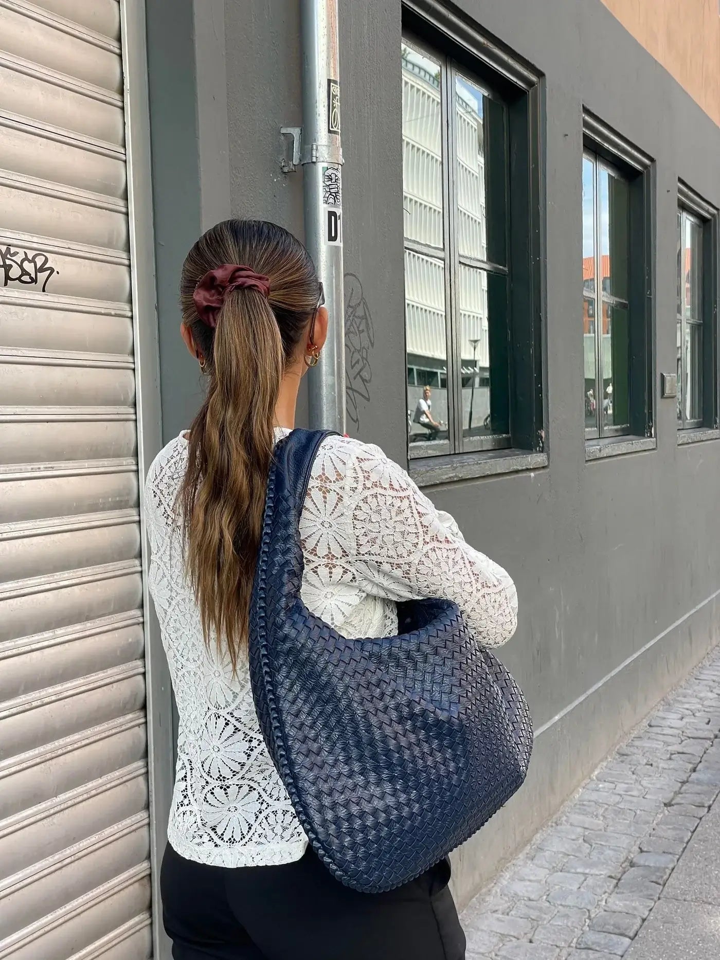 Josiane | Saco À Mão Trançado – Elegância Artesanal e Charme Atemporal