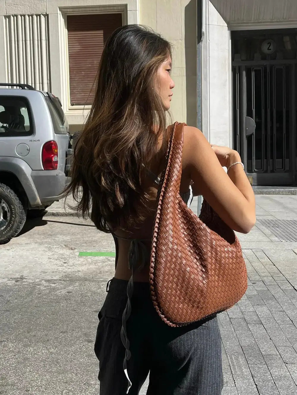 Josiane | Saco À Mão Trançado – Elegância Artesanal e Charme Atemporal