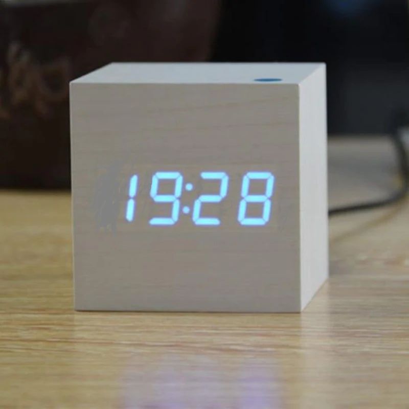 Cyfrowy zegar sześcienny – minimalistyczny design i wyświetlacz LED
