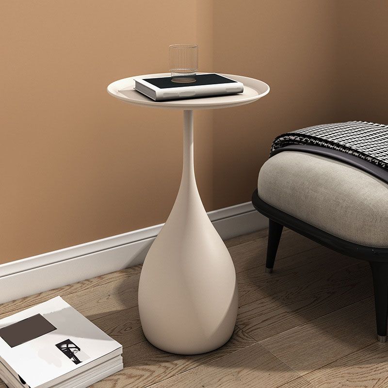 Mesa Redonda de Comedor – Estructura de Metal y Base Estable