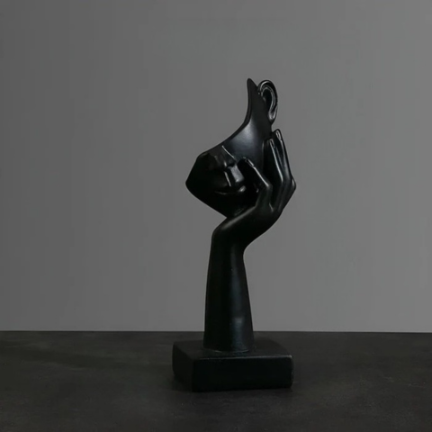 Abstrakti hartsiveistos - taiteellinen koristelu & moderni tyyli