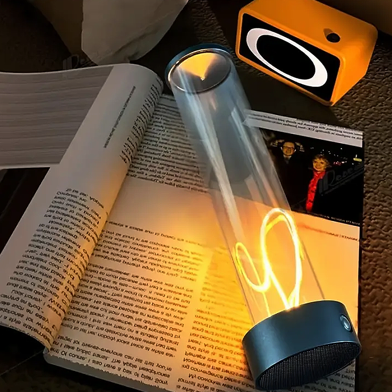 Lâmpada de Mesa LED - Iluminação Moderna e Elegante