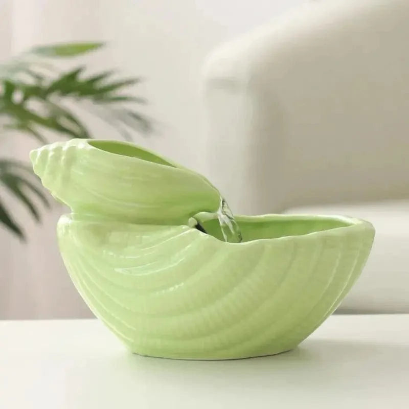 Fântână cu apă pentru pisici din ceramică – Eleganță și hidratare pură