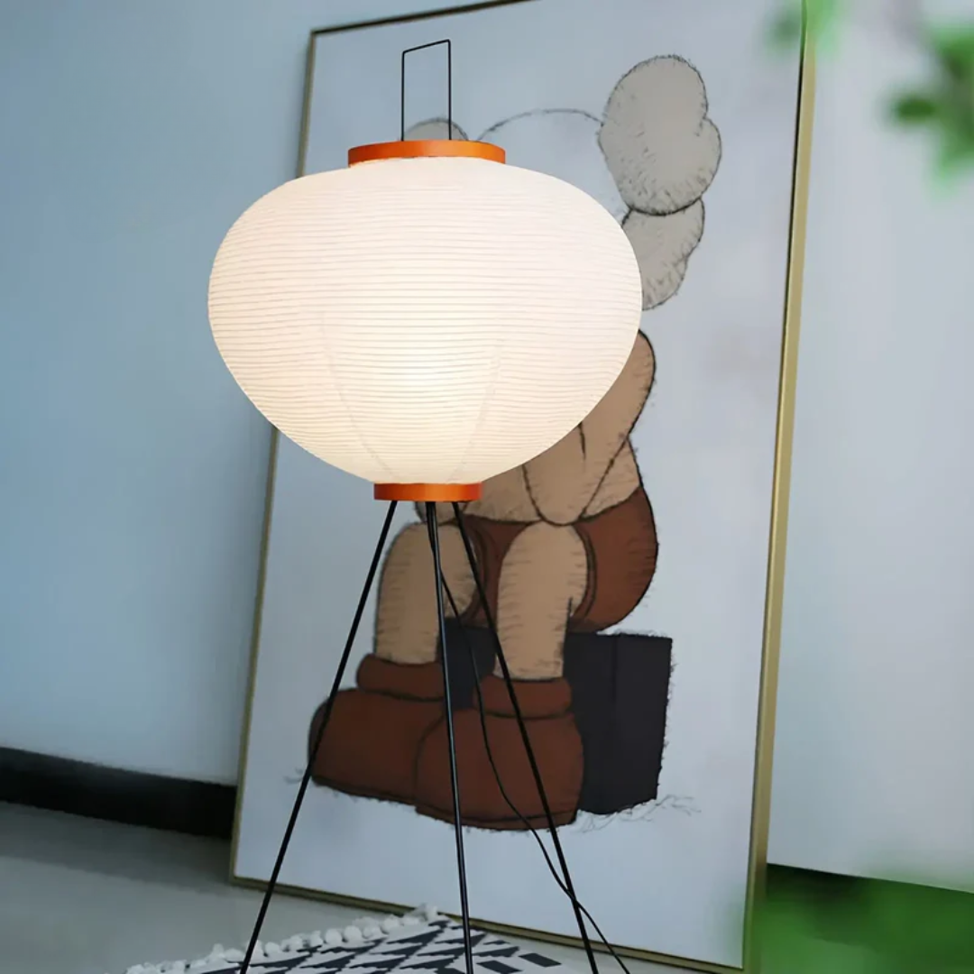 スタンド式LEDランプ – 温かみのある照明 