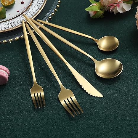 Besteckset – Schlichtes und Funktionales Design 