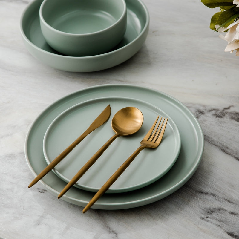 Besteckset – Schlichtes und Funktionales Design 