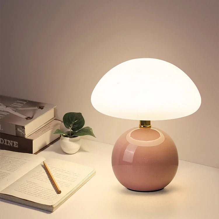 Lampa stołowa w kształcie grzyba – elegancja i oryginalność 