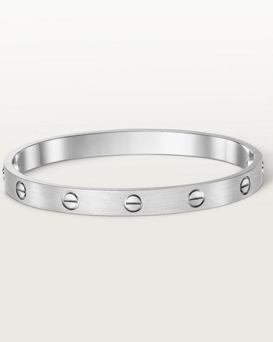 Pulsera rígida – Acabado Plateado y estilo refinado 