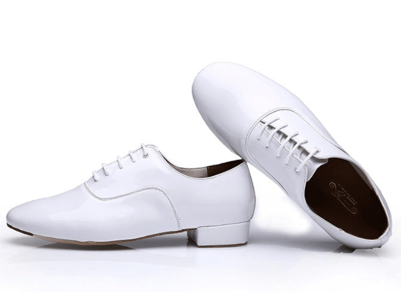 Pantofi de Dans Latin – Flexibilitate și Eleganță 