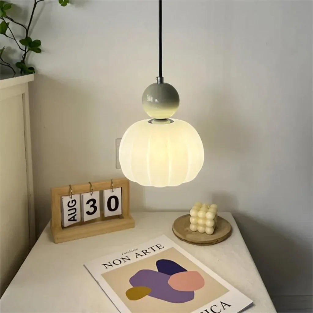 Lampada Sospesa Art Deco – Eleganza Grafica e Senza Tempo 