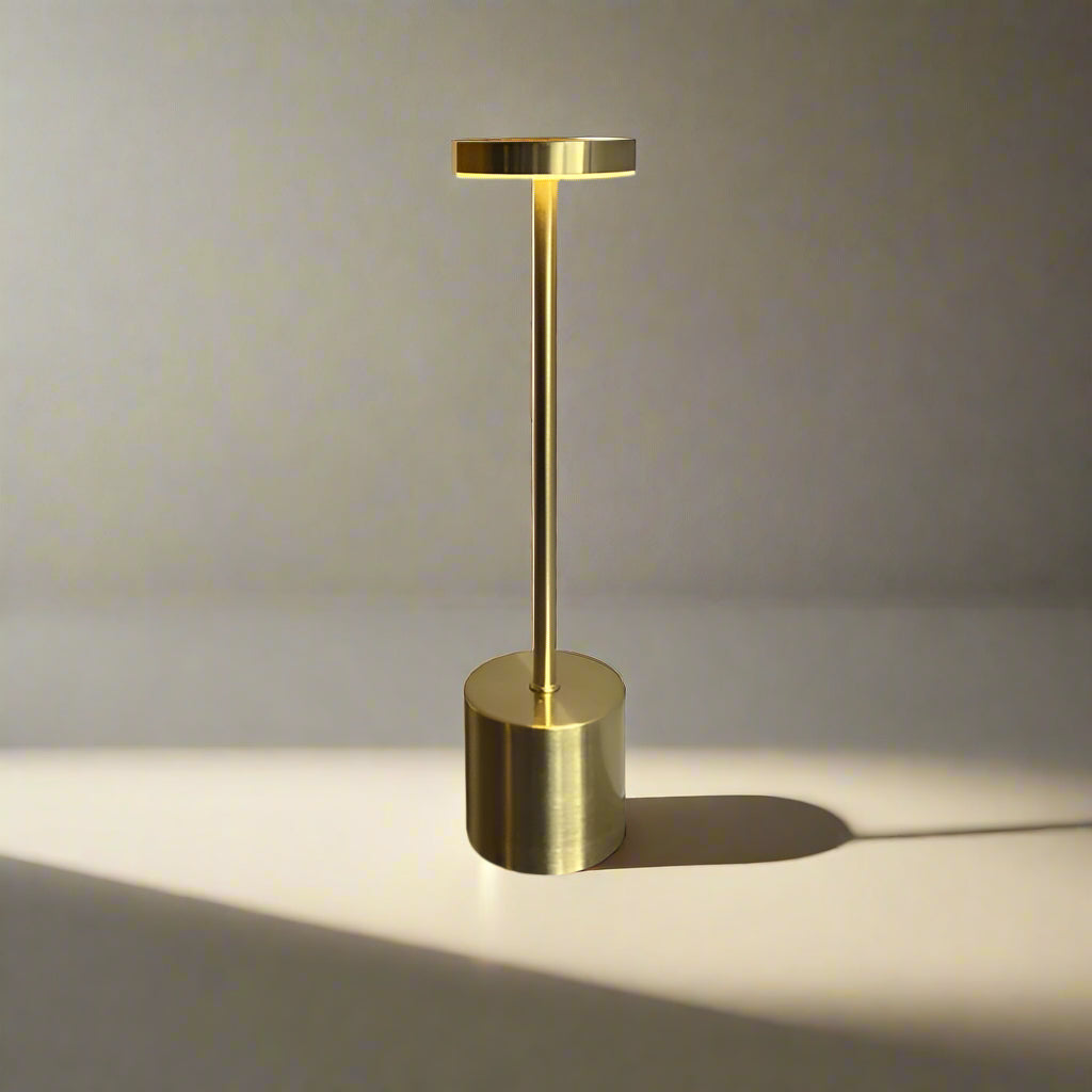 Lampada da Tavolo LED Tattile Ricaricabile – Illuminazione Pratica e Moderna 