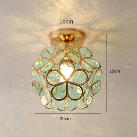 Lampadario a Forma di Fiore – Design Delicato e Moderno 