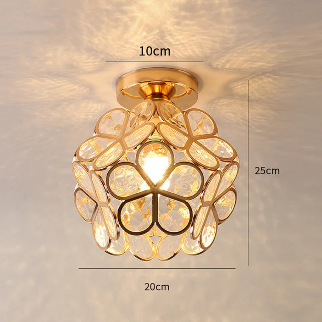 Lampadario a Forma di Fiore – Design Delicato e Moderno 