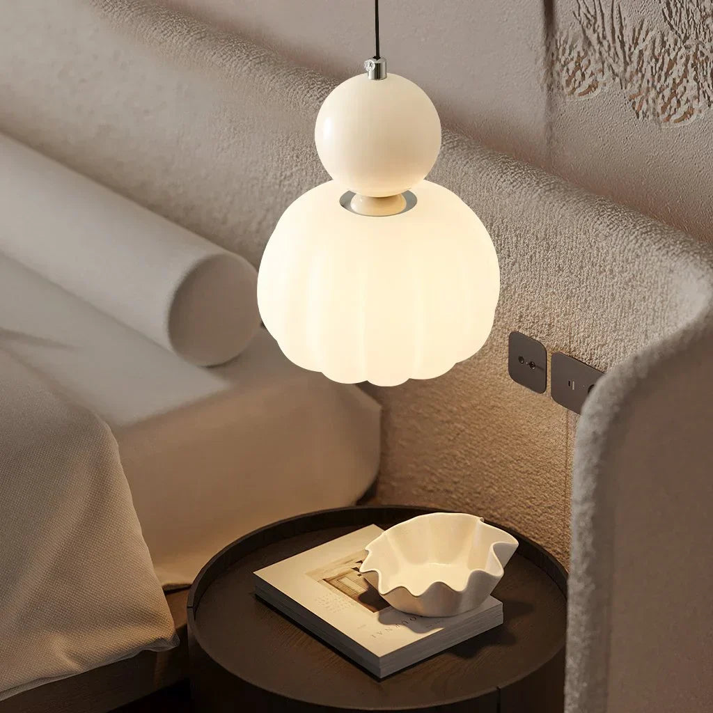 Lampada Sospesa Art Deco – Eleganza Grafica e Senza Tempo 
