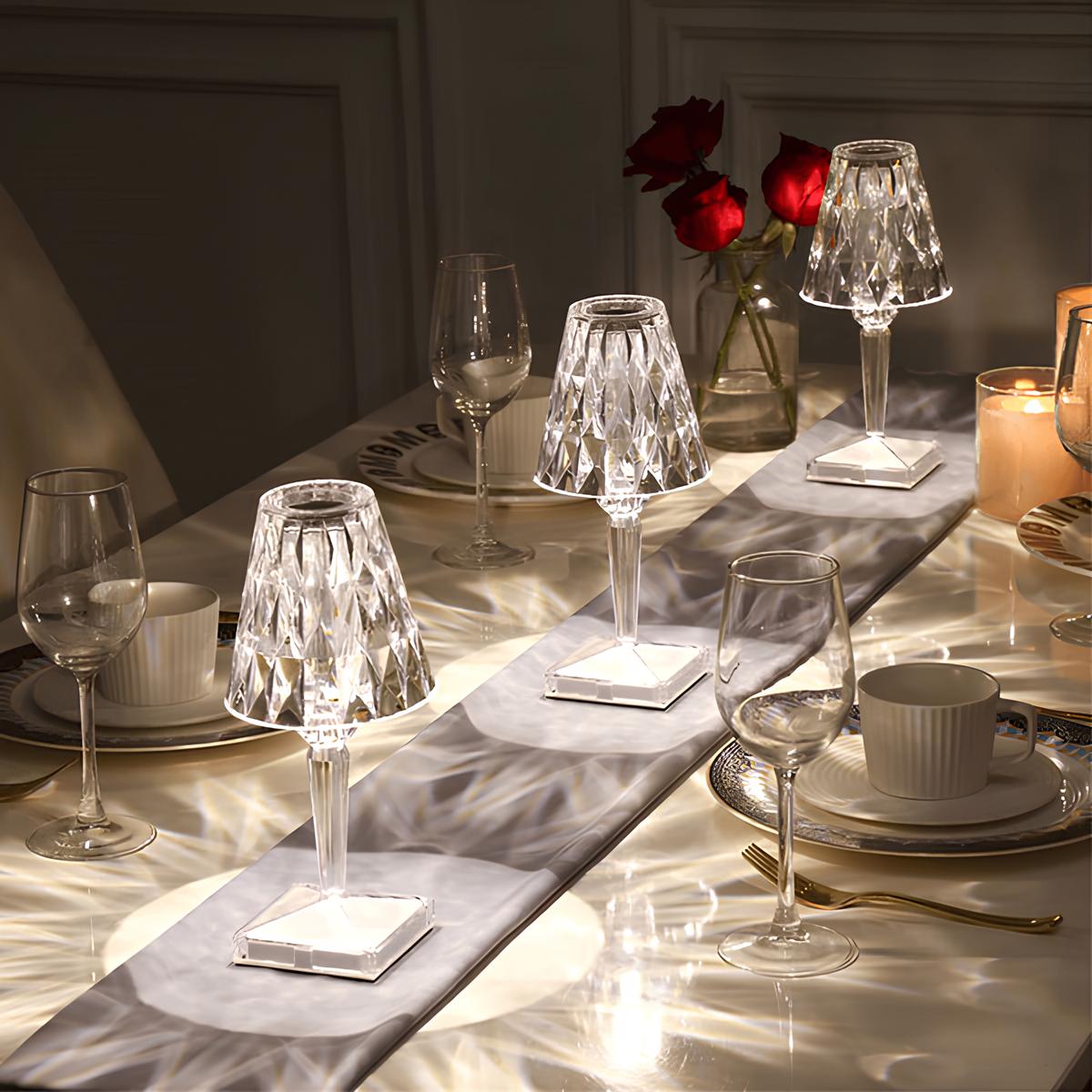 Lâmpada de Mesa Cristalina – Elegância Moderna e Ambiente Aconchegante 