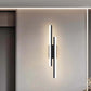 מנורת קיר LED – עיצוב מינימליסטי ותאורה אלגנטית 