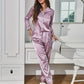 Sandra | Kiiltävä Pyjama – Yöaikojen Eleganssia Ja Herkkää Kosketusta 