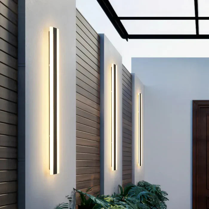 Odporna na warunki atmosferyczne zewnętrzna lampa ścienna - solidność i elegancja
