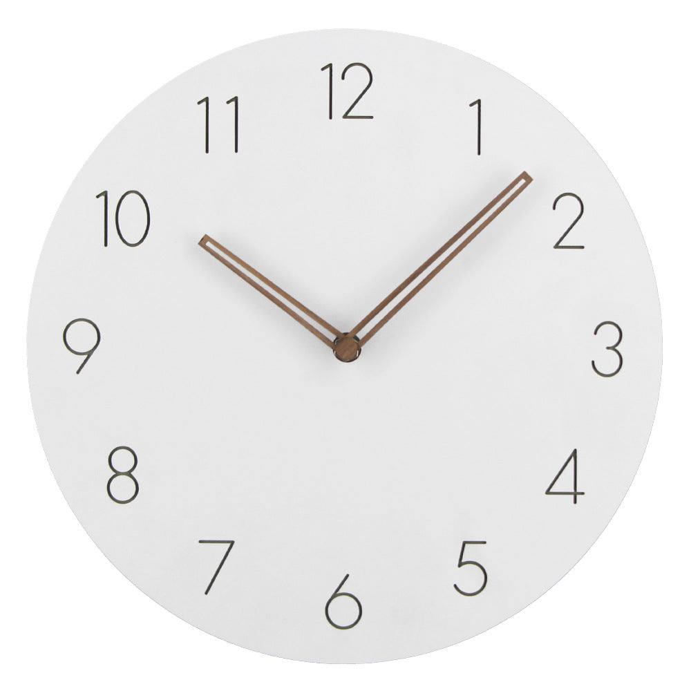 Moderne Wanduhr – Leise und inspiriert vom nordischen Design 
