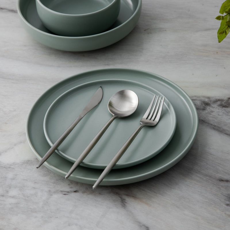 Besteckset – Schlichtes und Funktionales Design 