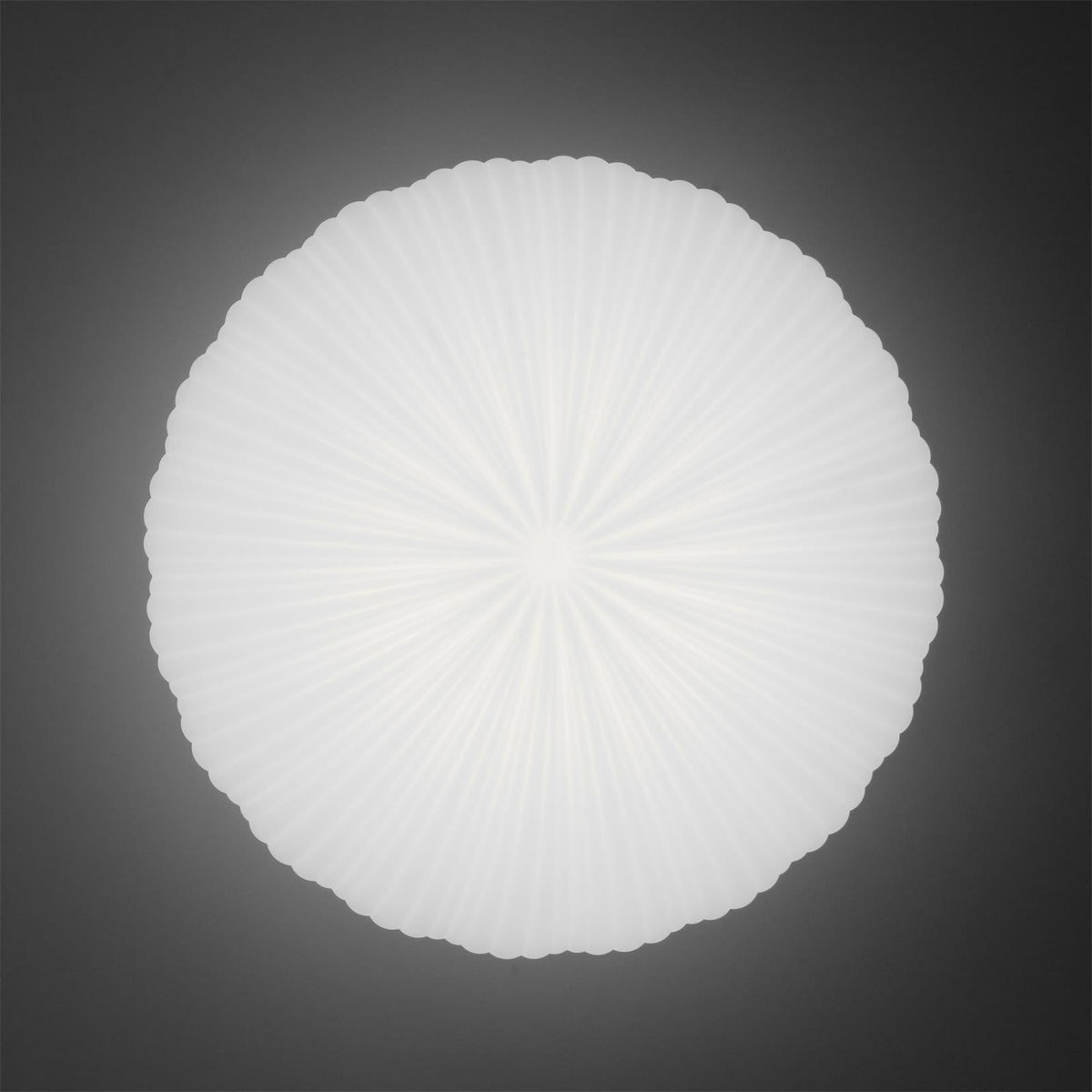 Moderne LED-loftslampe med fjernbetjening - komfort og elegance