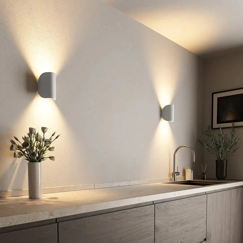 Lampă de perete LED elegantă - iluminat elegant și modern